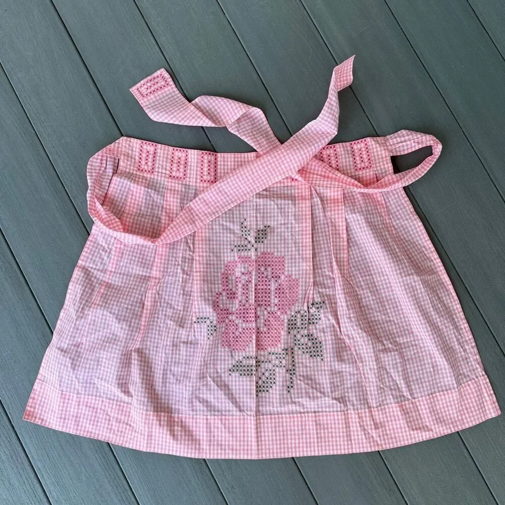 Vintage Ginham Pink and White Half Apron Rose Cross Stitch